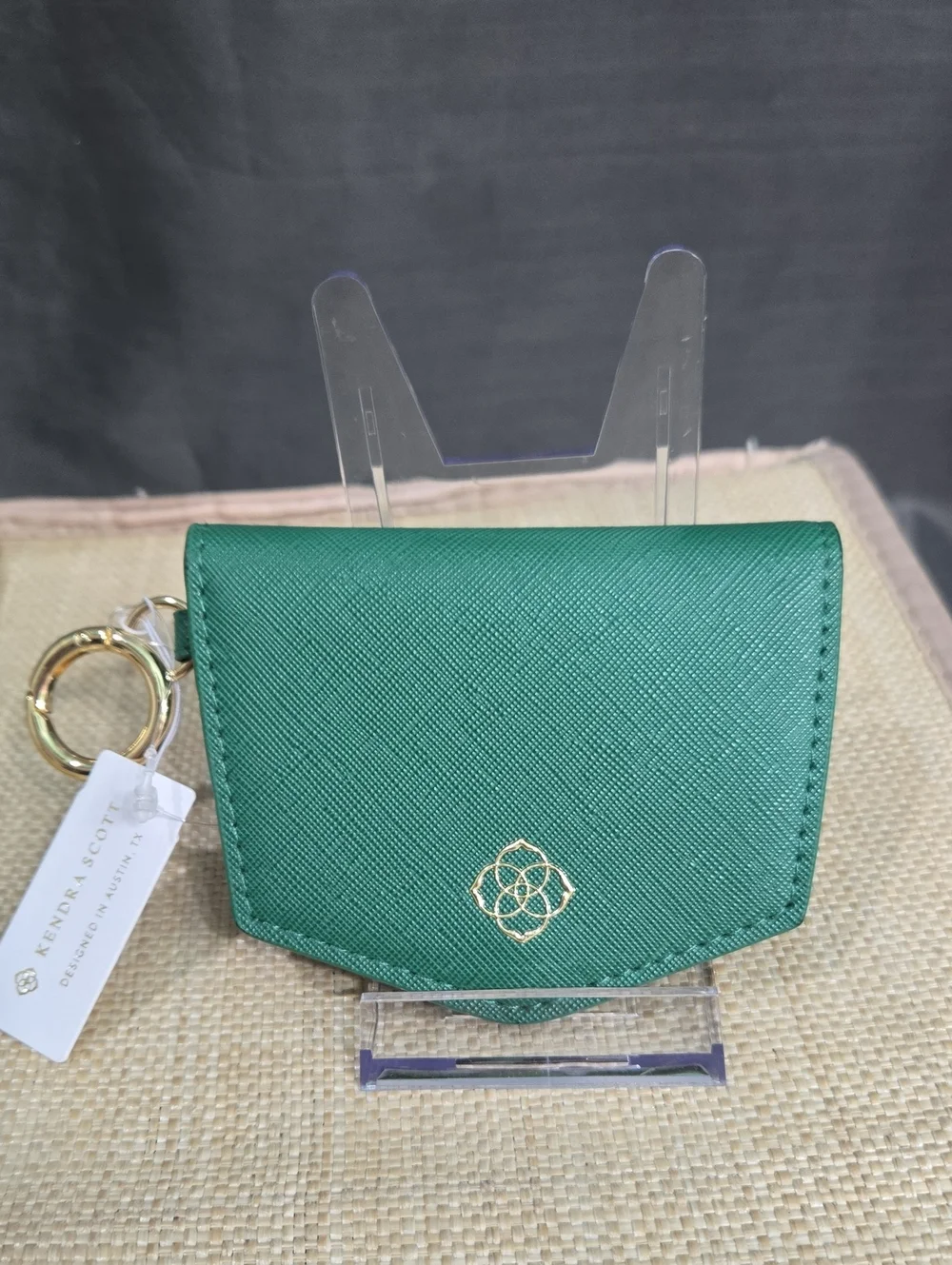 Kendra Scott Green Card Holder Key Ring with Gold Accent